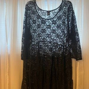 *EUC* BLACK LACE DRESS